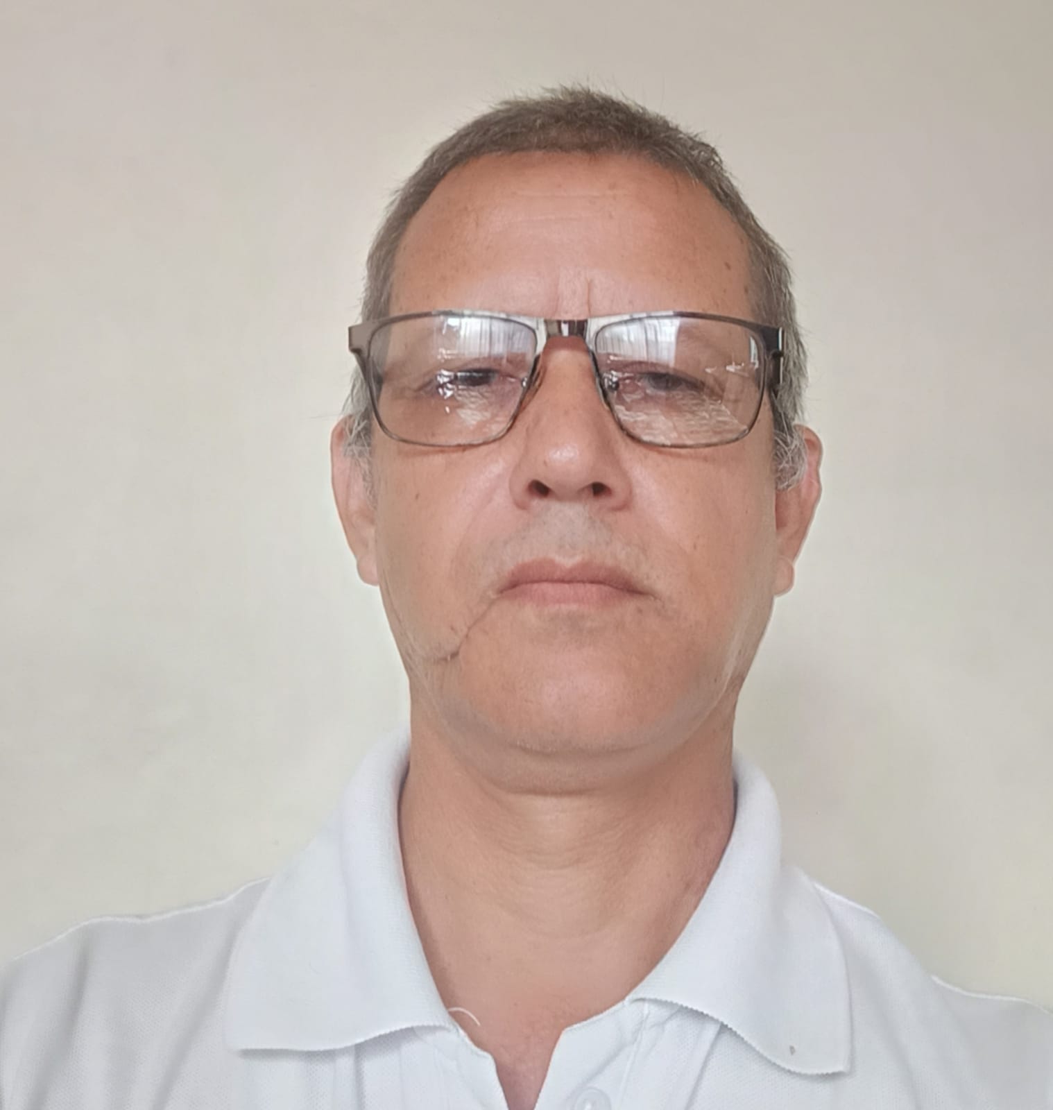 निर्देशक